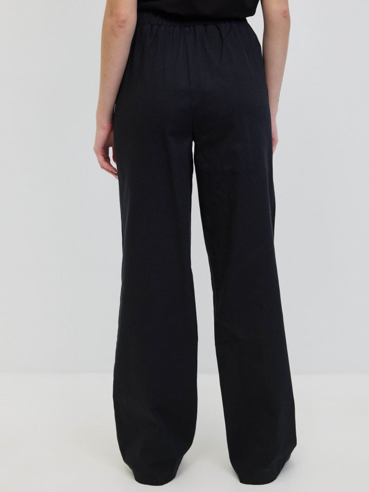 מכנסיים  RANI PROMO בצבע שחור