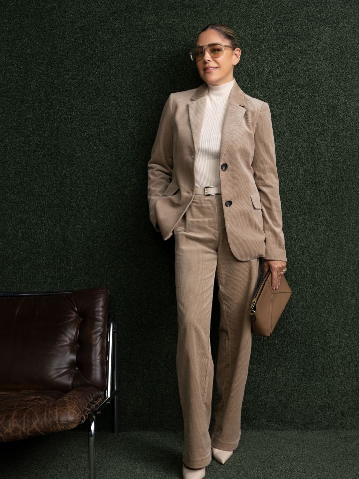 מכנסיים קורדרוי LIAT בצבע בייז קפוצינו