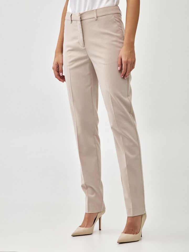 מכנסיים 8/9 מראה פישתן בצבע אבן