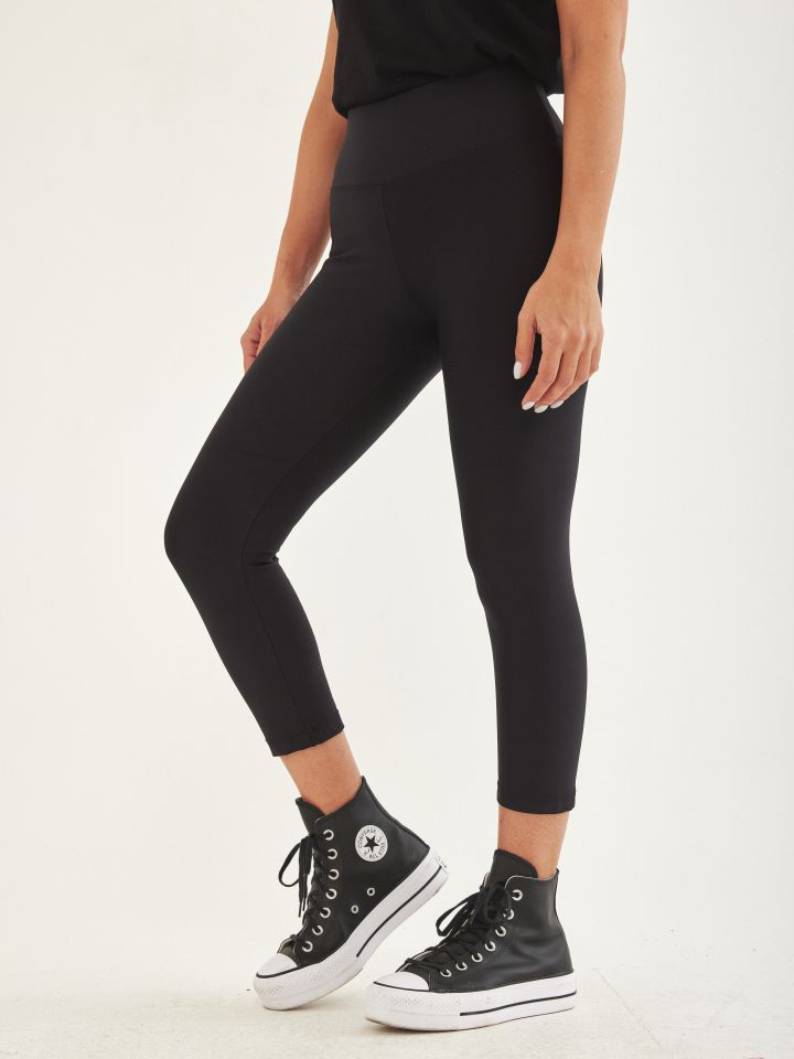 מכנסי טייץ PROMO 7/8 BODY בצבע שחור