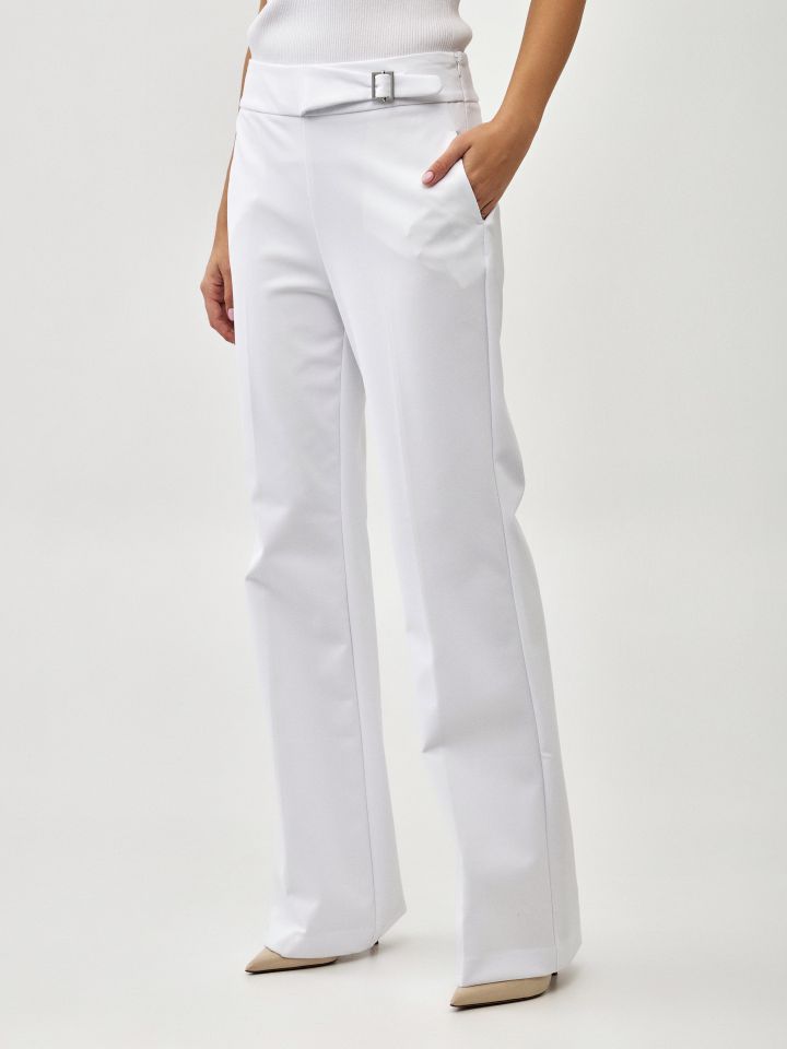 מכנסיים אבזם צד בצבע לבן