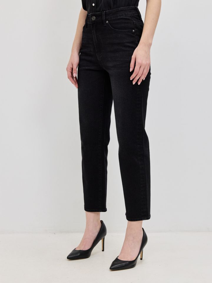 מכנסיים ג’ינס  7/8 PROMO בצבע ג’ינס שחור