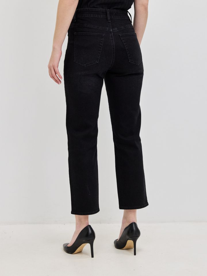 מכנסיים ג’ינס  7/8 PROMO בצבע ג’ינס שחור