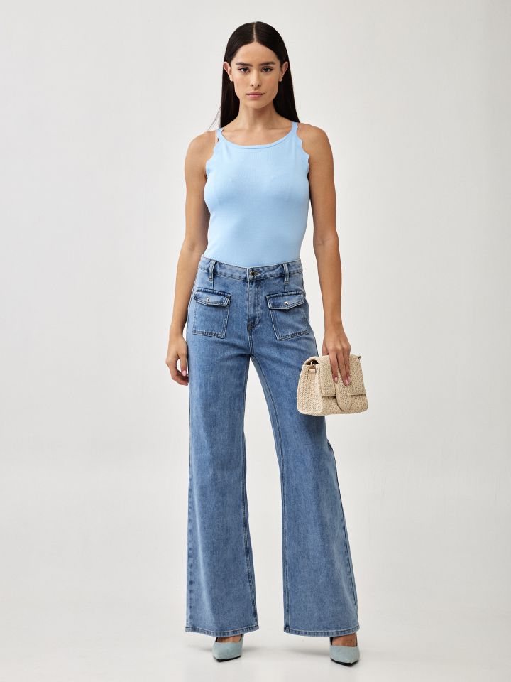 מכנסיים גינס כיסים בצבע ג’ינס