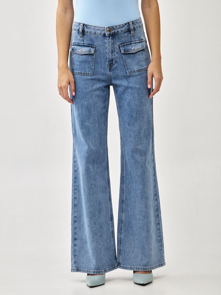 מכנסיים גינס כיסים בצבע ג’ינס