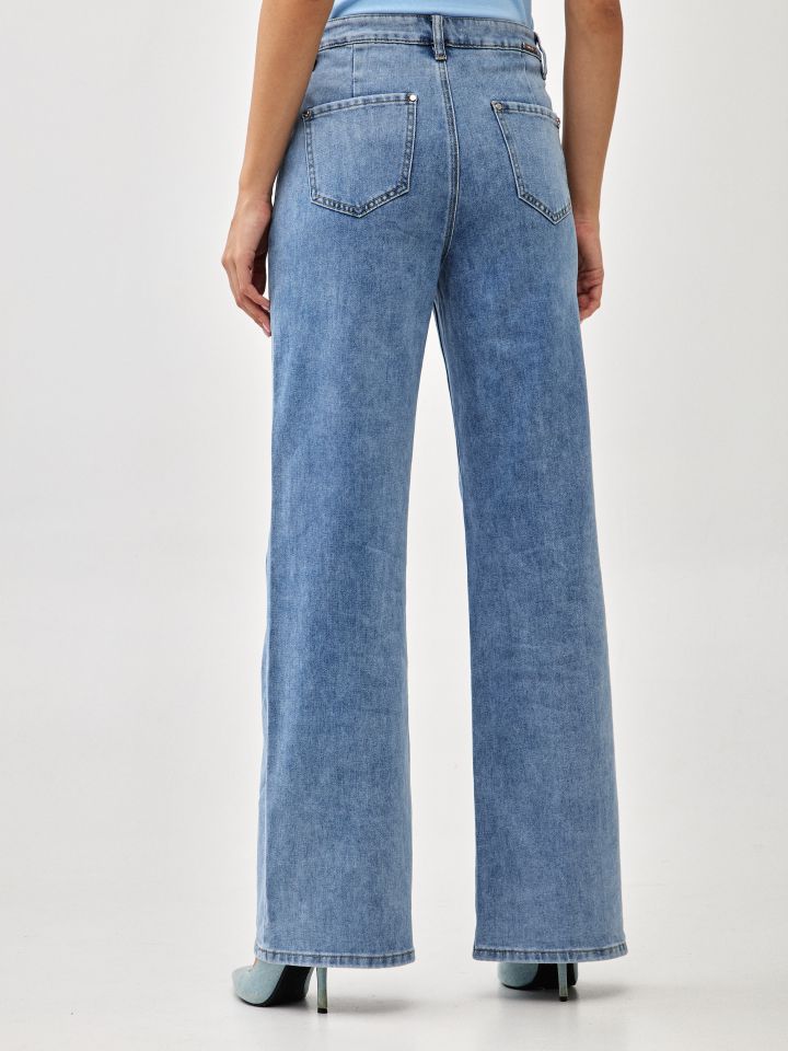 מכנסיים גינס כיסים בצבע ג’ינס