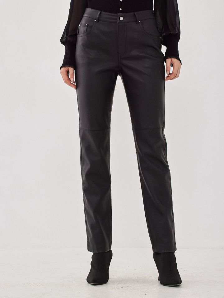 מכנסי דמוי עור כיסים בצבע שחור