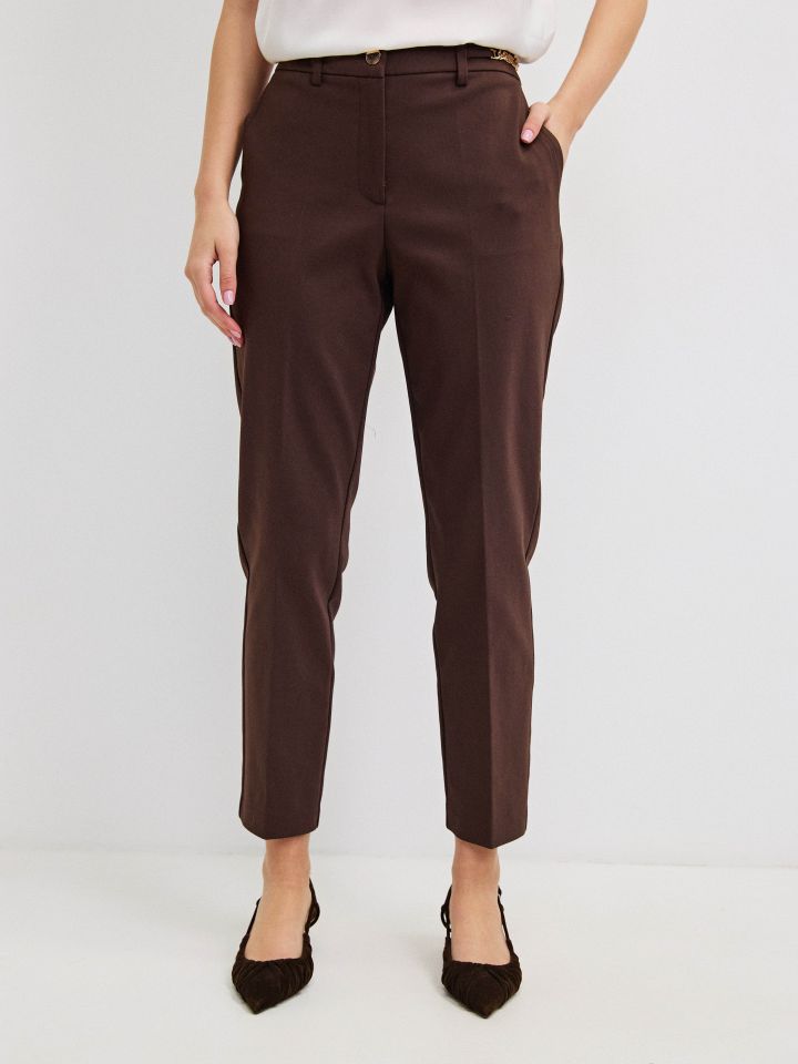 מכנסיים 7/8 אבזמים בצבע חום