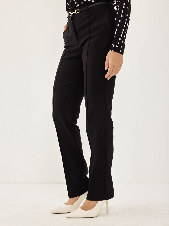 מכנסי דיאגונל כיסי צד בצבע שחור