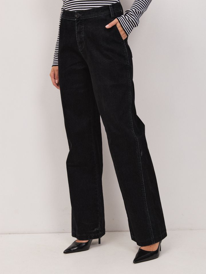 מכנסיים ג’ינס קטיפה בצבע כחול/שחור