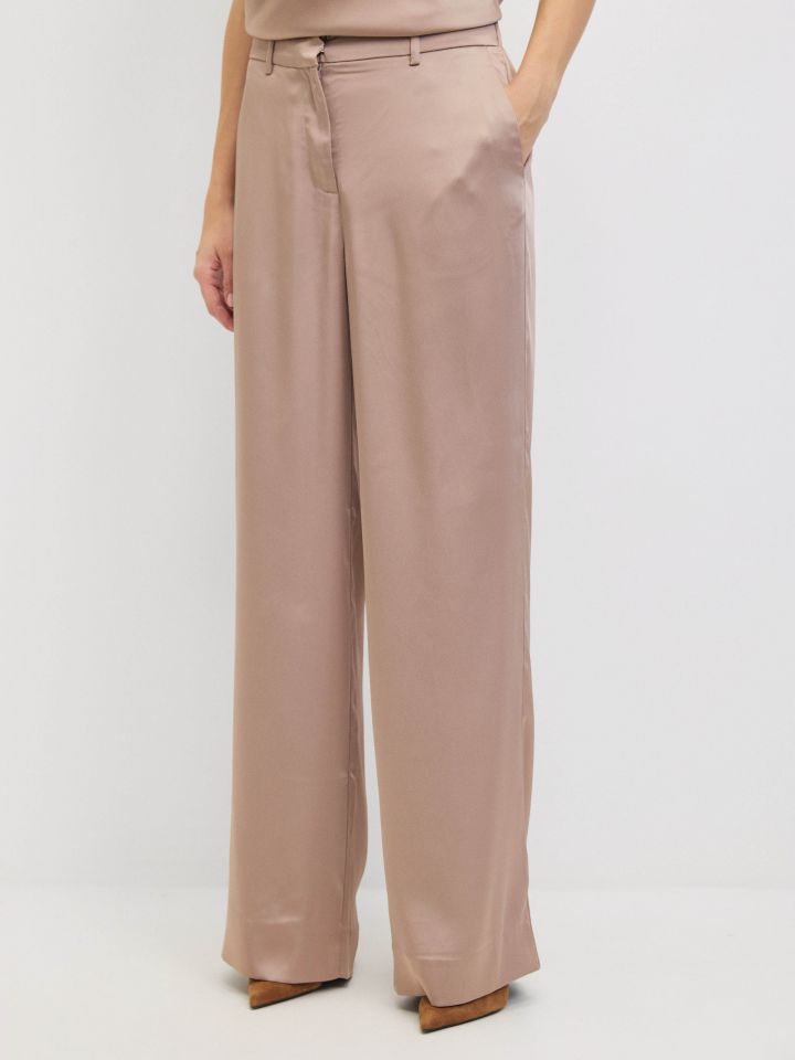 מכנסיים סטן בצבע מוקה