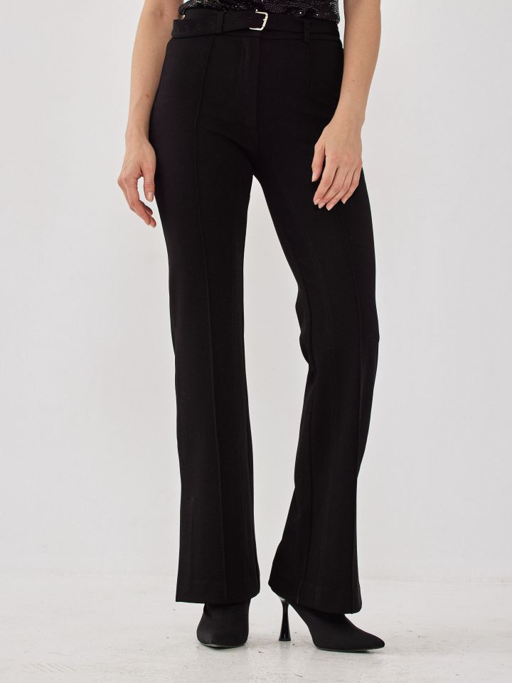 מכנס עם חגורה שליץ צד בצבע שחור