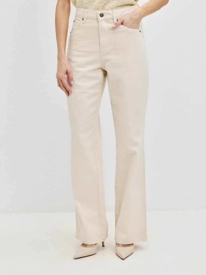 מכנסיים דיאגונל מתרחב בצבע בייז’