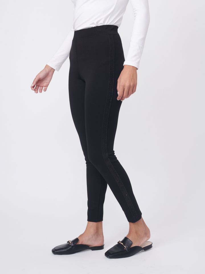 מכנסי טייץ סרט לורקס שחור בצבע שחור