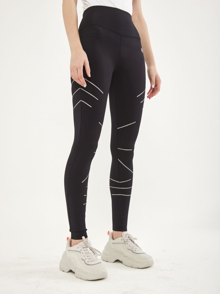 מכנסי טייץ מתפרים זוהרים SPORT בצבע שחור