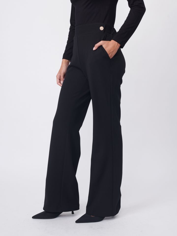 מכנסי סקובה כפתורי זהב בצבע שחור