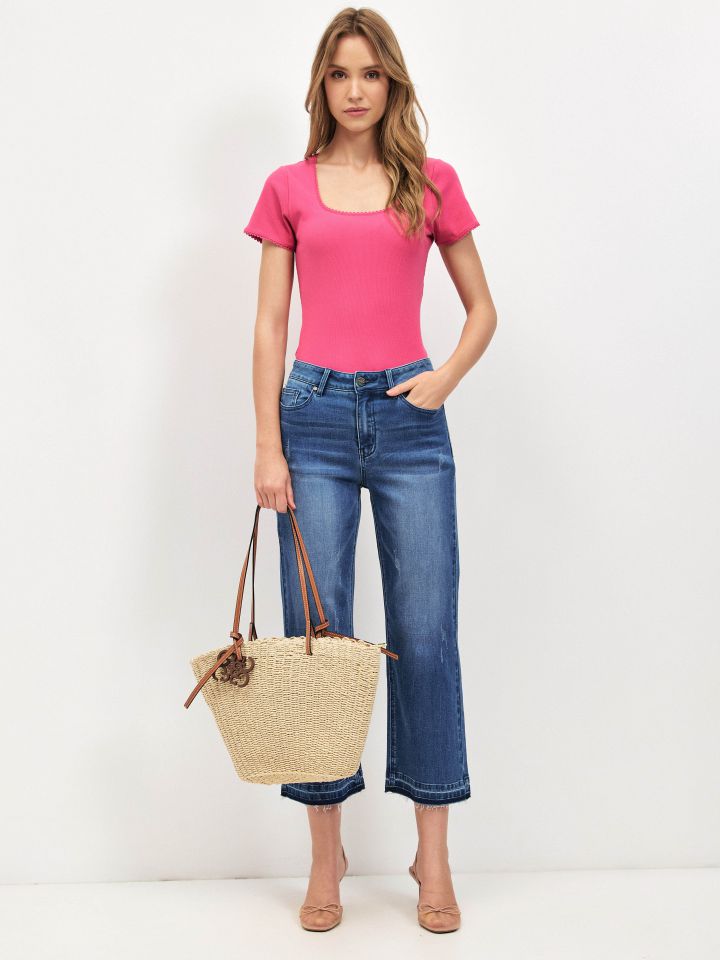 מכנסיים ג’ינס 7/8  LIA בצבע ג’ינס