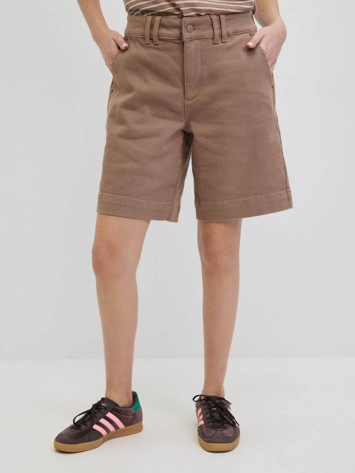 מכנסיים ברך PROMO בצבע שוקו