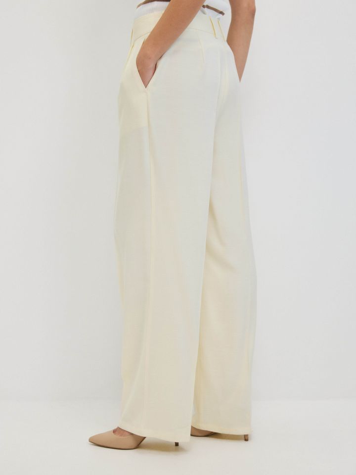 מכנסיים פנסים בצבע לימון