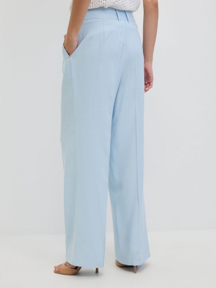 מכנסיים פנסים בצבע תכלת