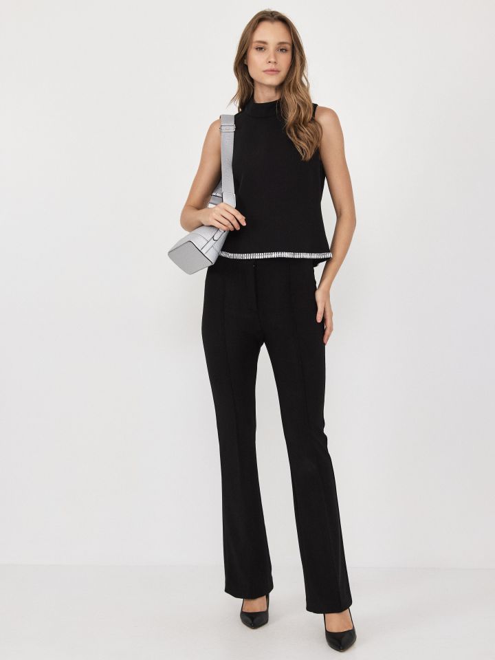 מכנסיים תיפור אורך בצבע שחור