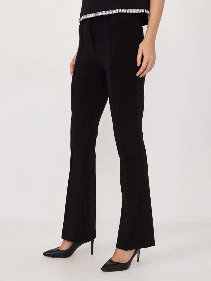 מכנסיים תיפור אורך בצבע שחור