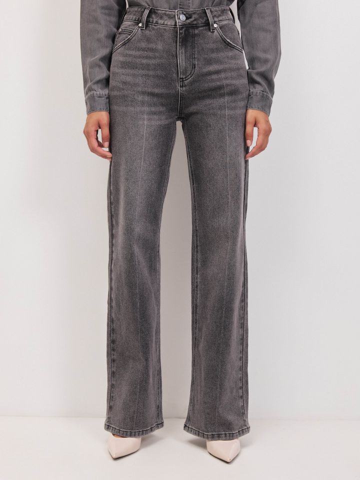 מכנסיים ג’ינס מתרחב GREY בצבע ג’ינס שחור