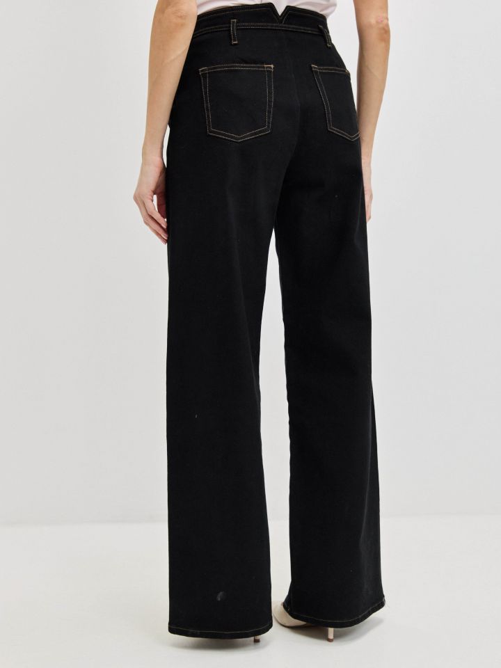 מכנסיים דריל קשירה בצבע שחור