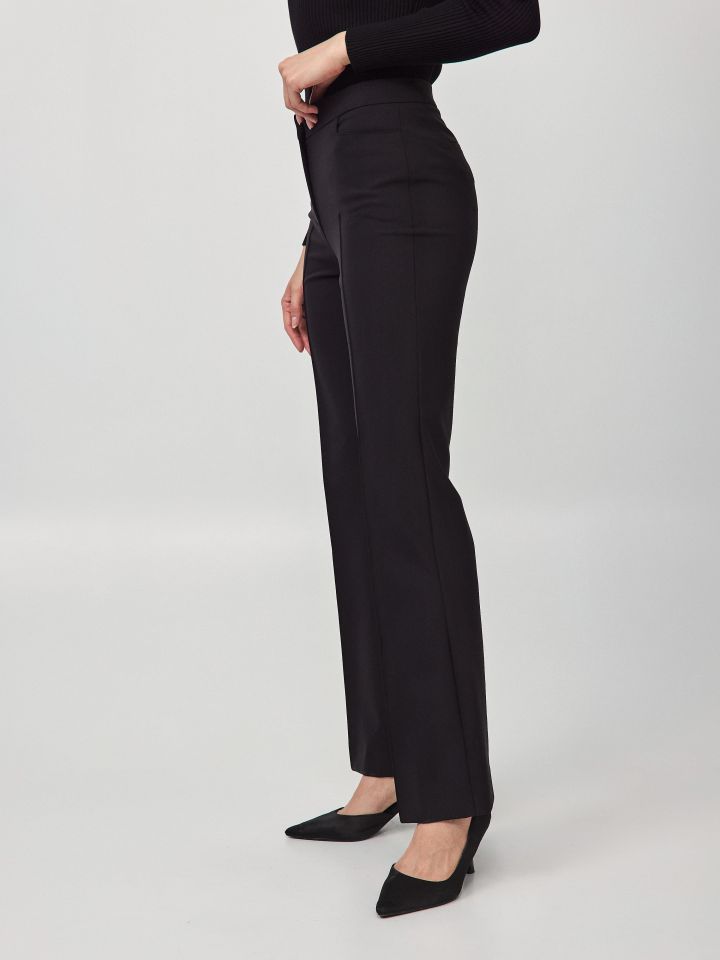 מכנסיים סן טרופה בצבע שחור