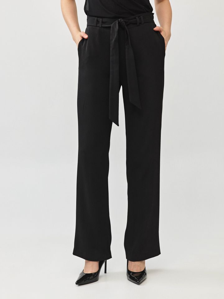 מכנסיים קשירה  PROMO בצבע שחור