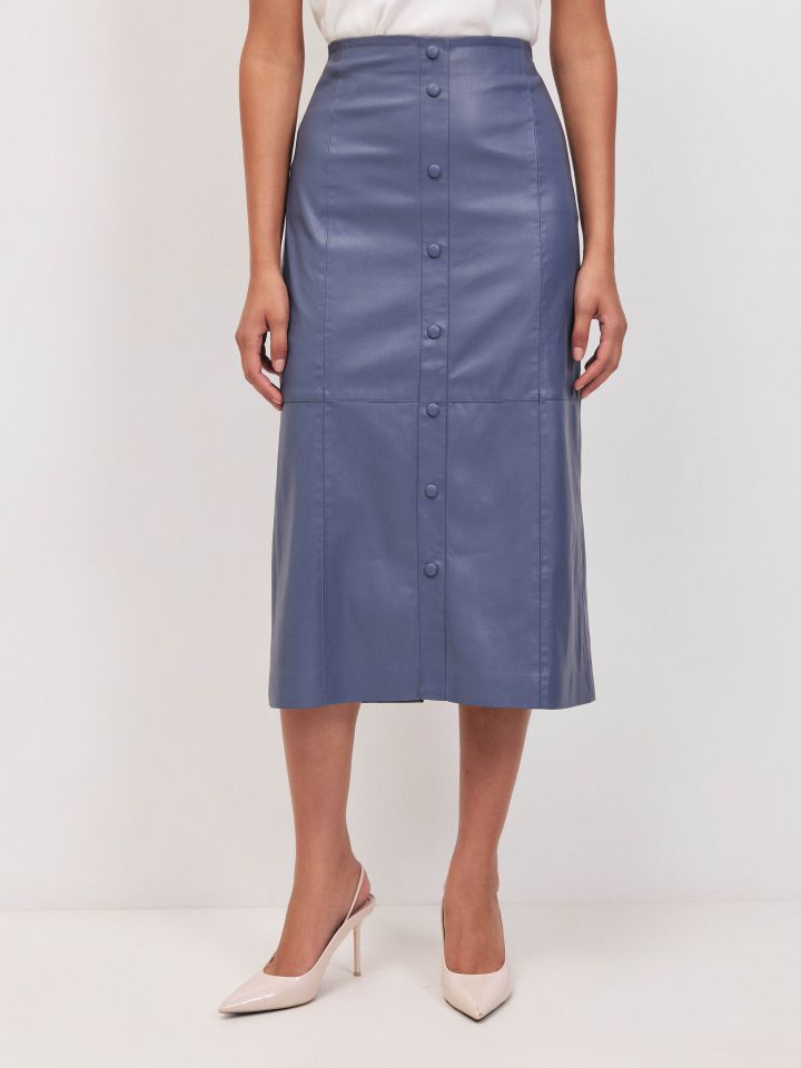 חצאית דמוי עור לחצניות בצבע כחול מעושן