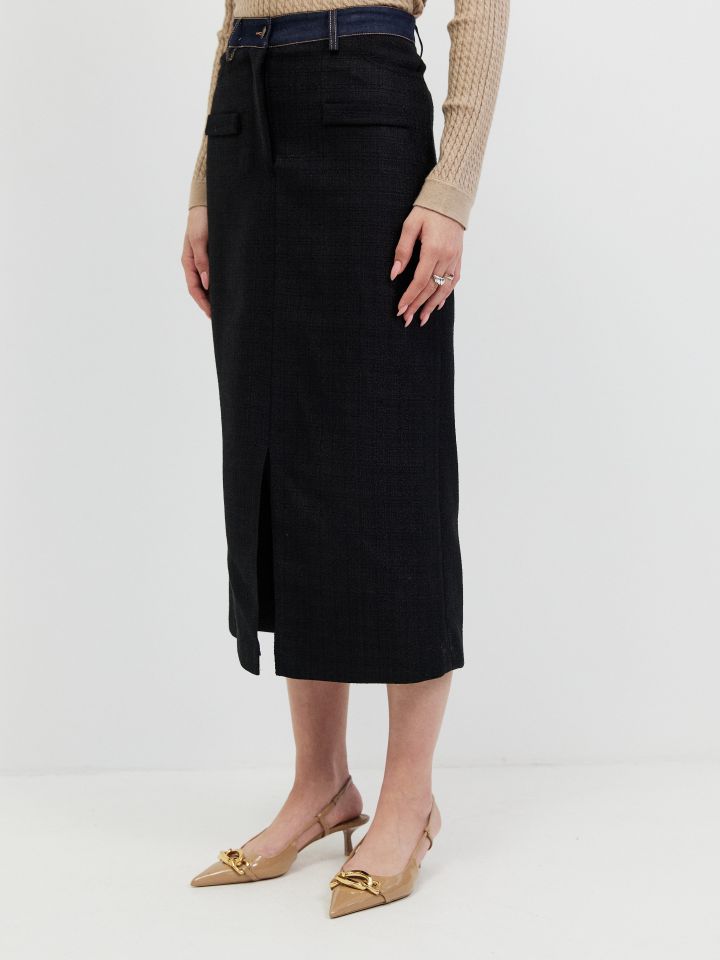 חצאית בוקלה מראה חגורה גינס בצבע שחור