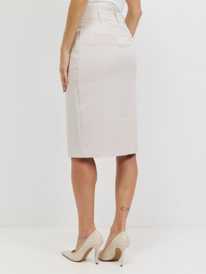 חצאית ברך SHIRA בצבע בייז’