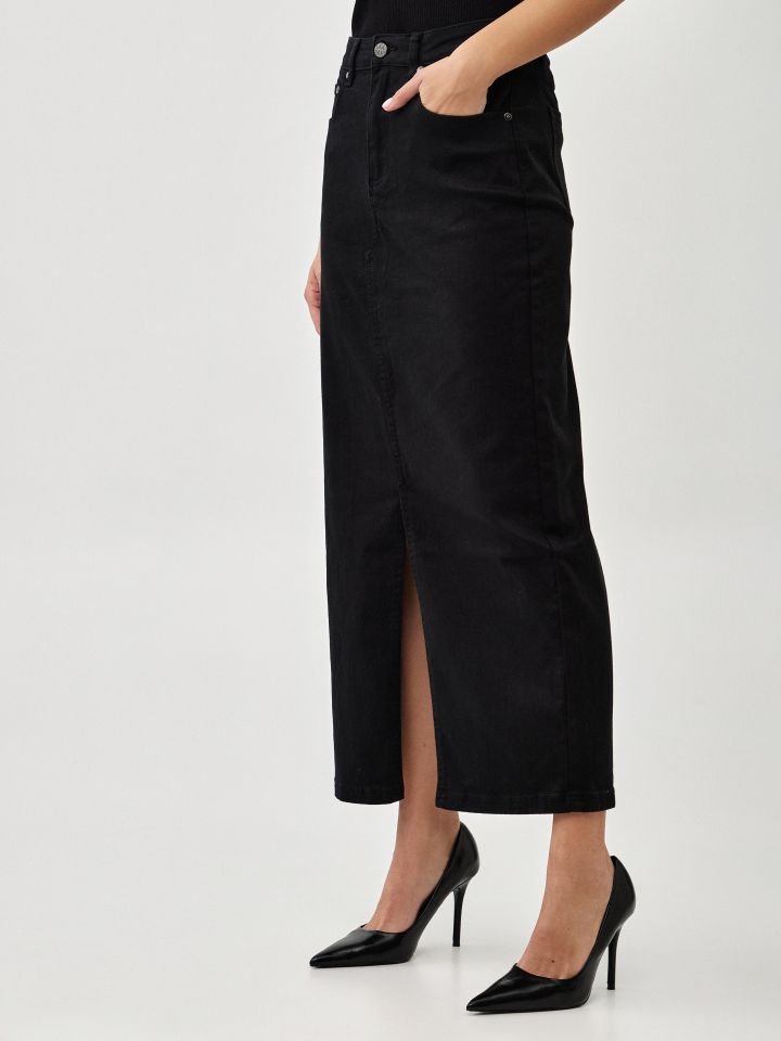 חצאית דריל כיסים בצבע שחור