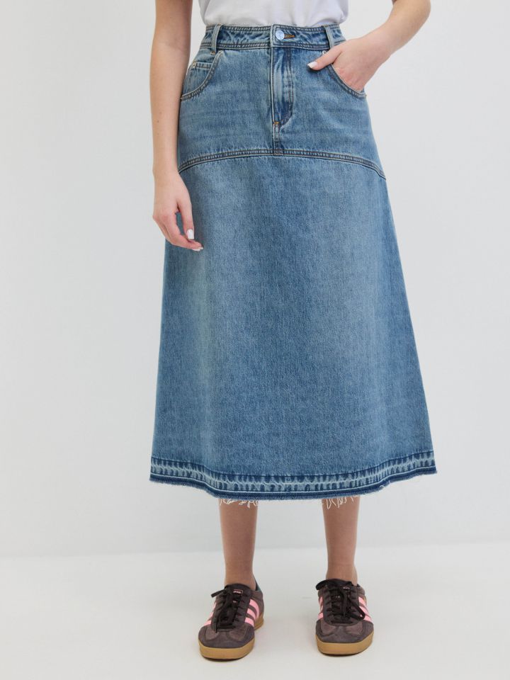 חצאית ג’ינס RANI בצבע ג’ינס בהיר