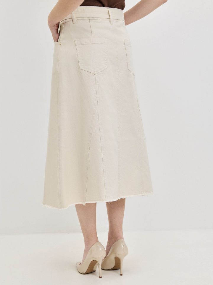 חצאית חגורה LINOR בצבע בייז’