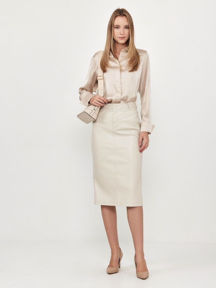 חצאית דמוי עור בצבע בייז’