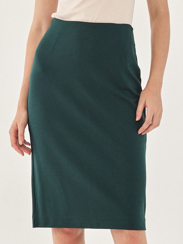 חצאית PROMO מילנו בצבע ירוק בקבוק