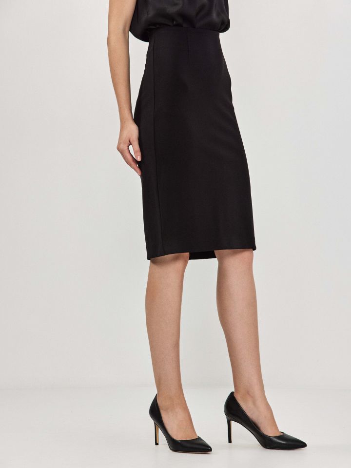 חצאית מילנו PROMO בצבע שחור