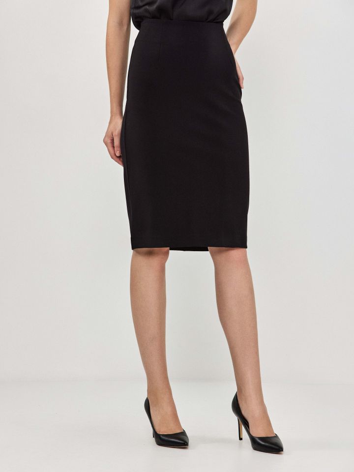 חצאית מילנו PROMO בצבע שחור