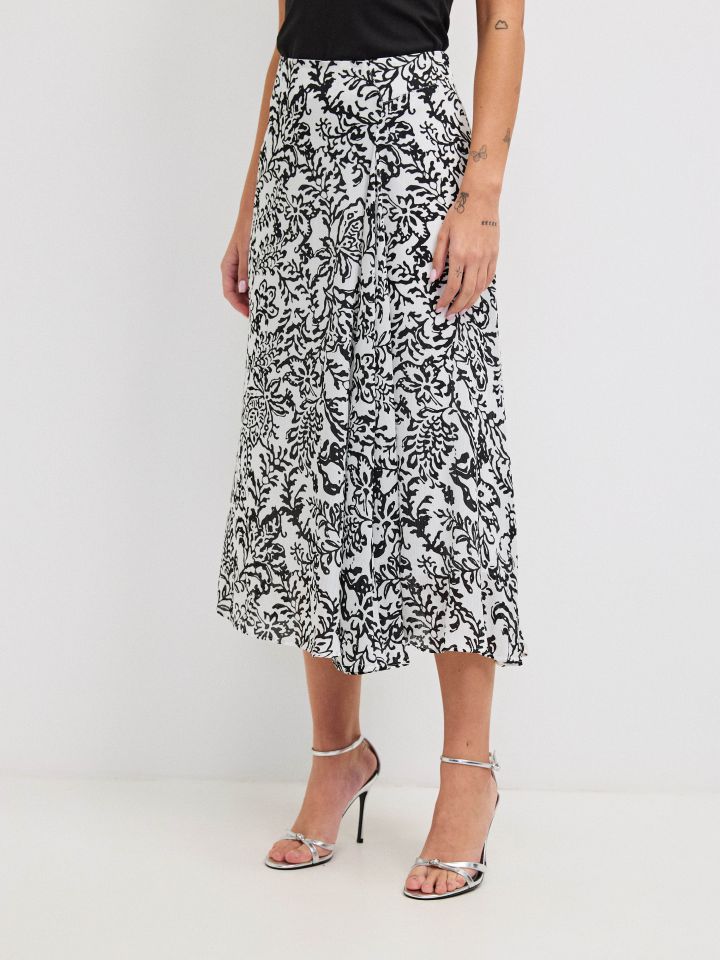 חצאית שיפון דפוס בצבע שחור/לבן