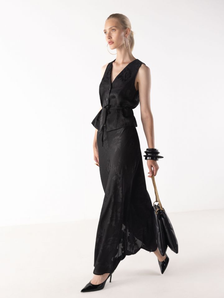 חצאית ג’קארד בצבע שחור