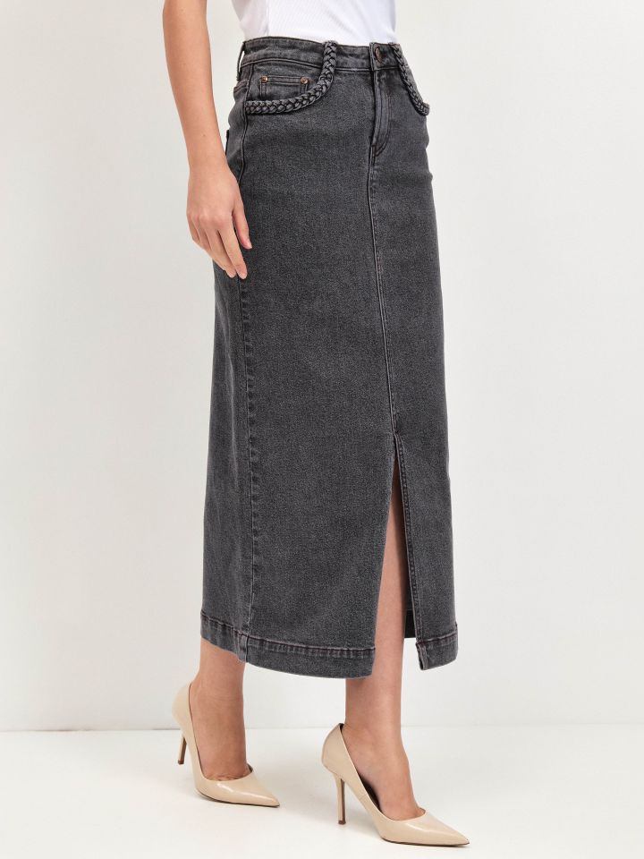 חצאית ג’ינס צמות בכיסים בצבע ג’ינס אפור