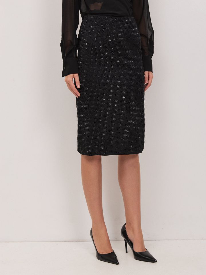 חצאית דמוי יהלומים בצבע שחור