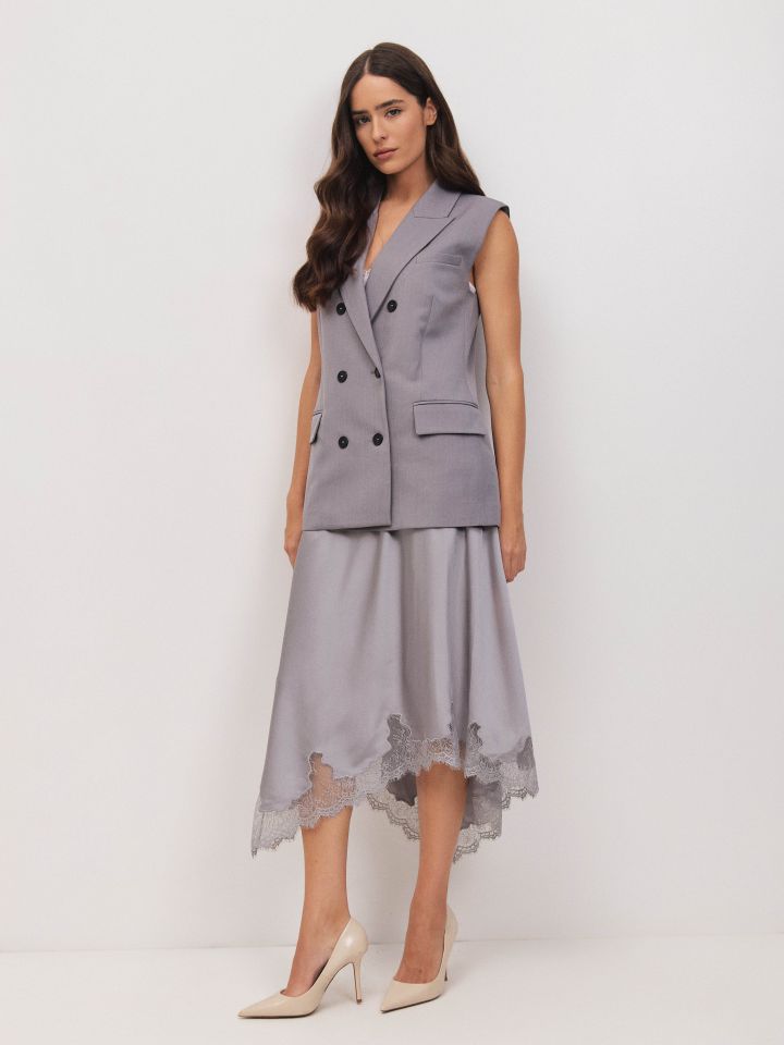 חצאית סטן שילוב תחרה בצבע אפור