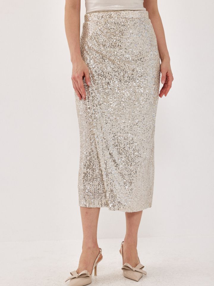 חצאית פייטים מעטפה בצבע בייז’