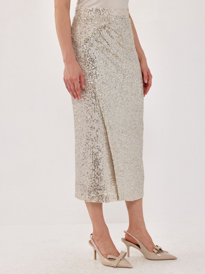 חצאית פייטים מעטפה בצבע בייז’