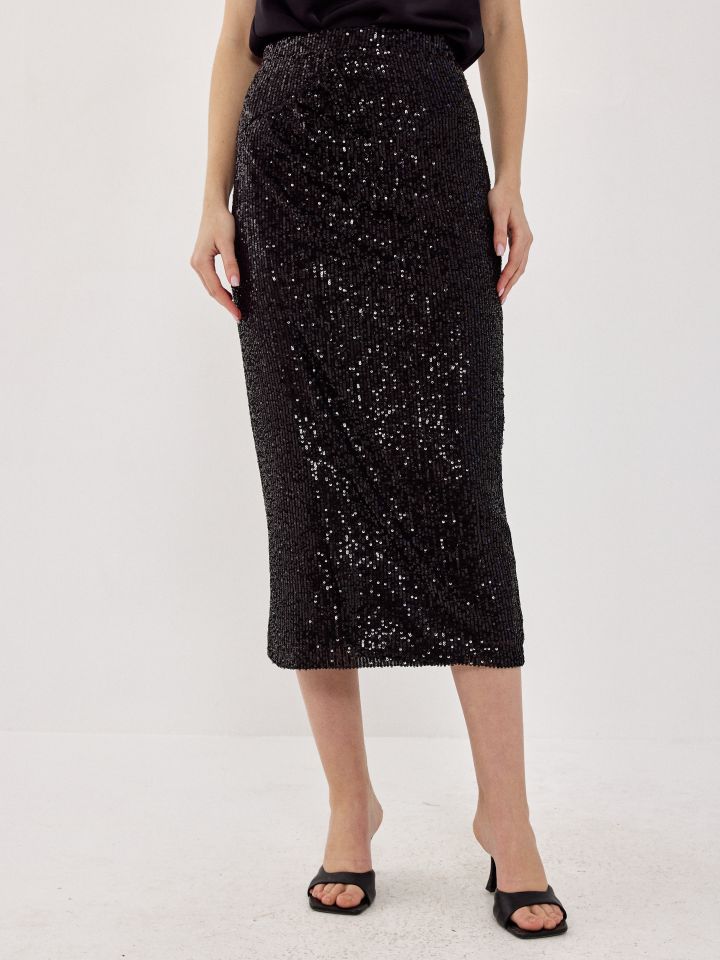 חצאית פייטים מעטפה בצבע שחור