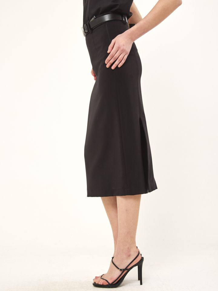 חצאית COMO חגורה בצבע שחור