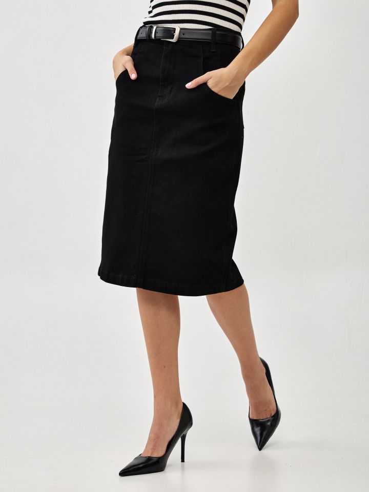 חצאית דריל LIA בצבע שחור